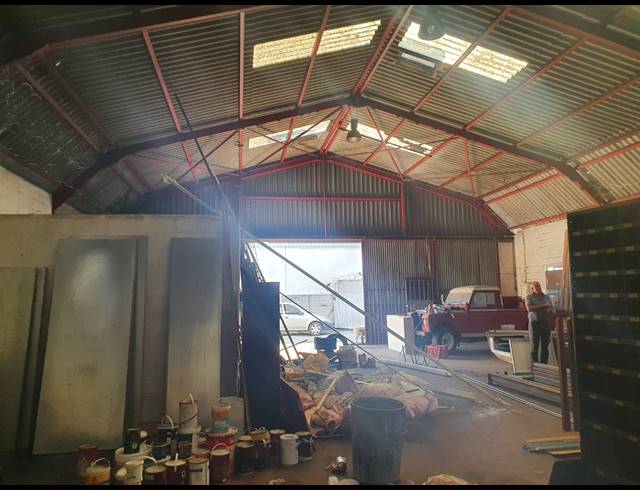 350M² FACTORY RENTED IN BLACKHEATH INDUSTRIAL